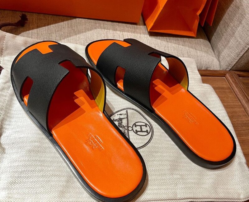 Dép Hermes Nam Da Taiga Màu Đen Đế Cam siêu cấp rep 1:1