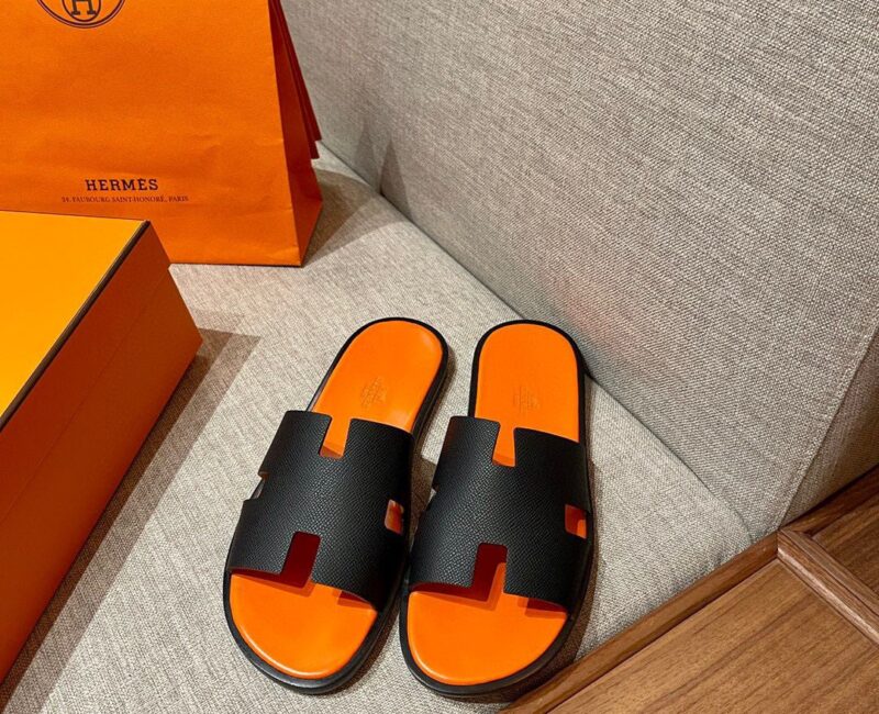Dép Hermes Nam Da Taiga Màu Đen Đế Cam siêu cấp rep 1:1