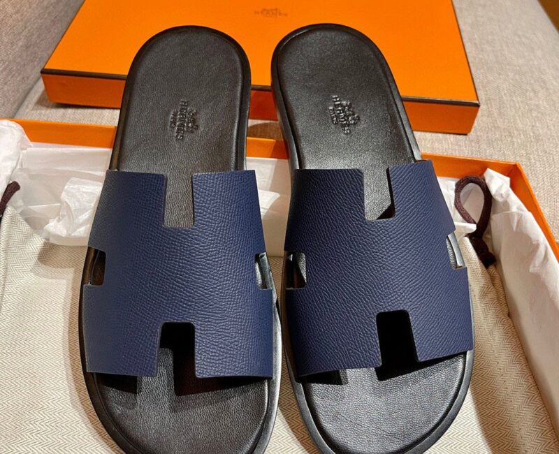 Dép Hermes Nam Da Sần Taiga Màu Xanh Lót Đen Siêu Cấp rep 1:1