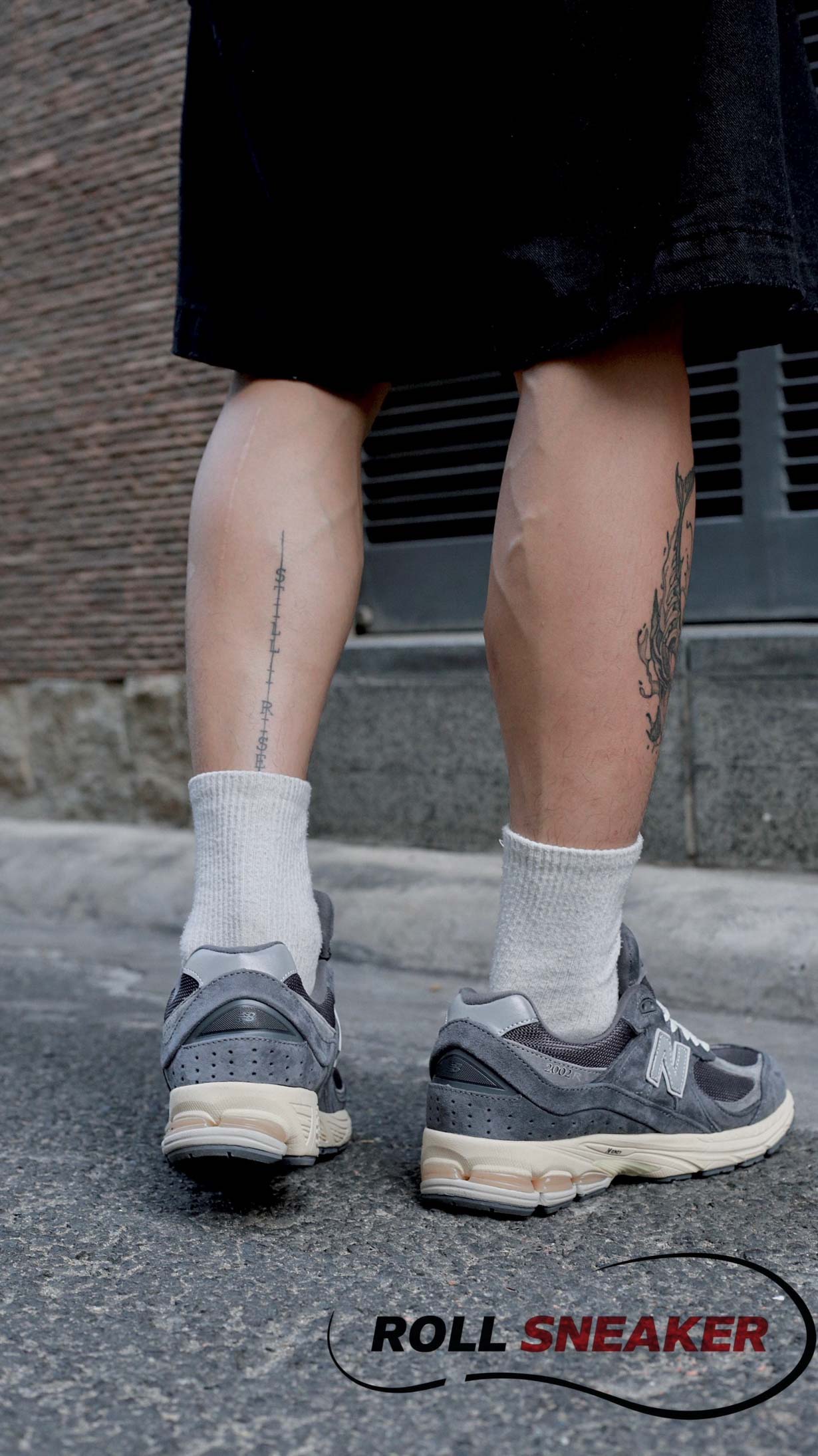 Giày New Balance 530 Trainers Running White Navy On Feet