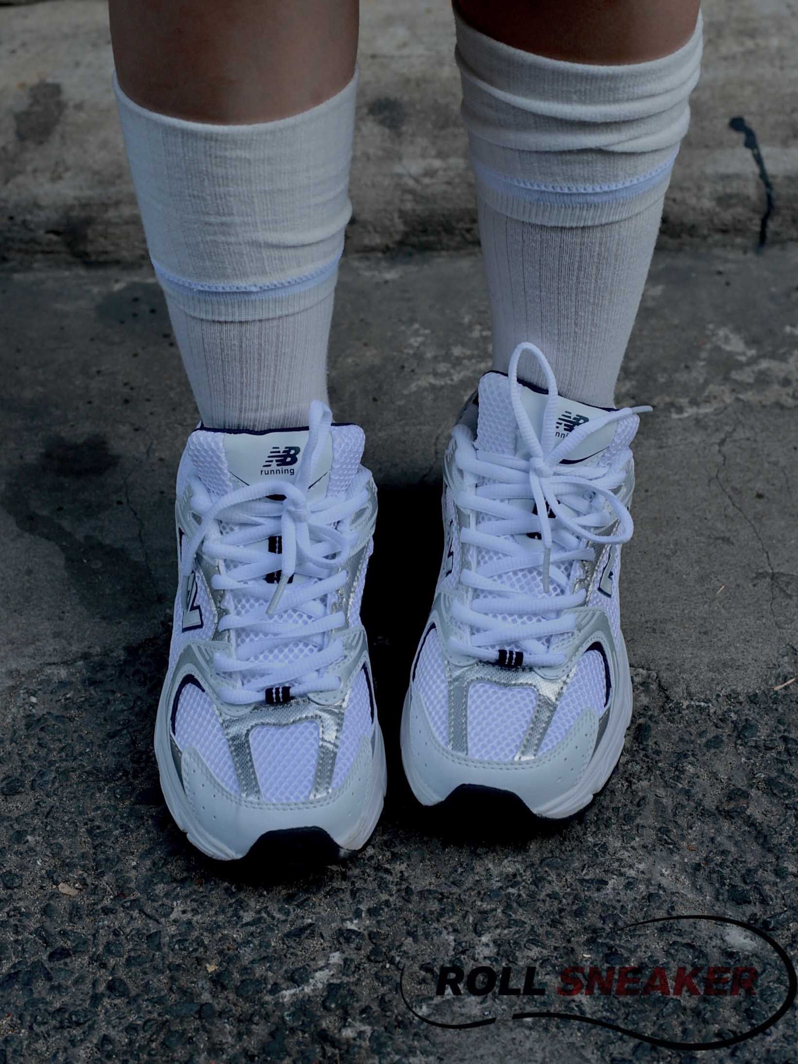 Giày New Balance 530 Trainers Running White Navy On Feet