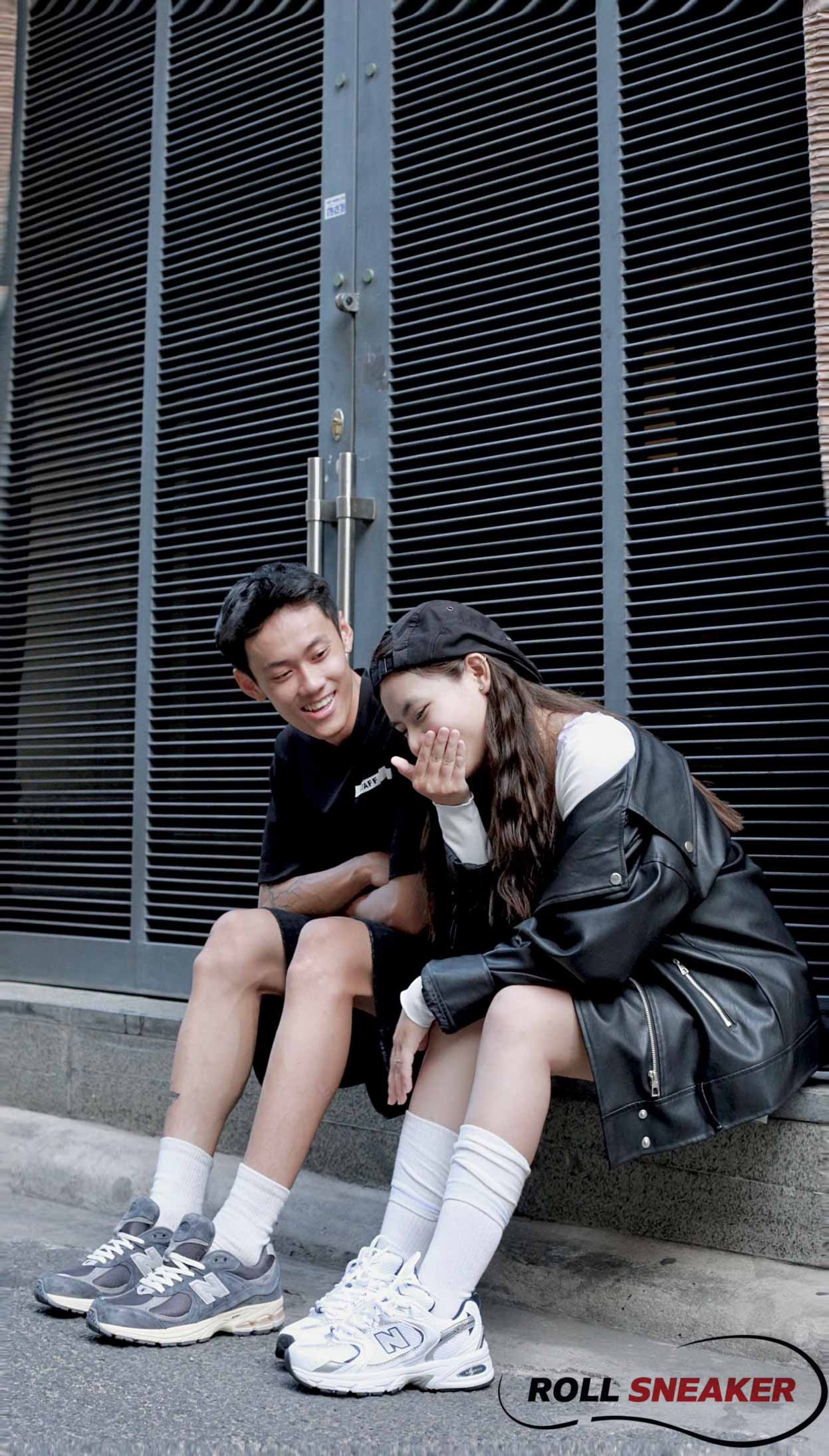 Giày New Balance 530 Trainers Running White Navy On Feet