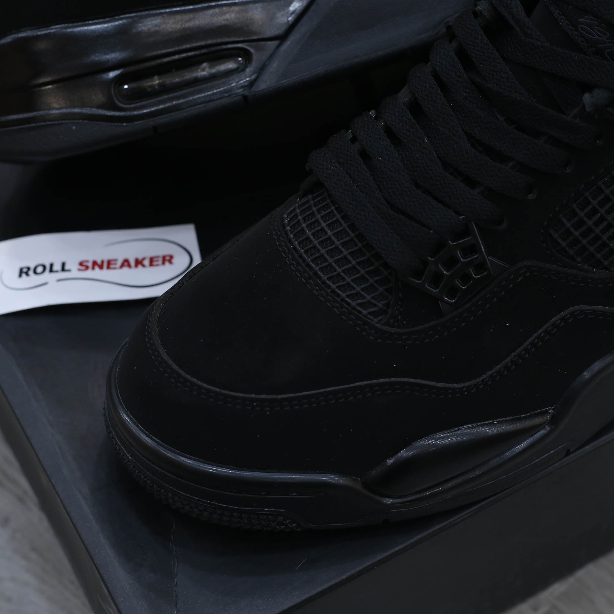Giày-Nike-Air-Jordan-4-Retro-'Black-Cat'-Like-Auth