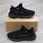 giày Adidas Yeezy 350 V2 đen rep 1:1