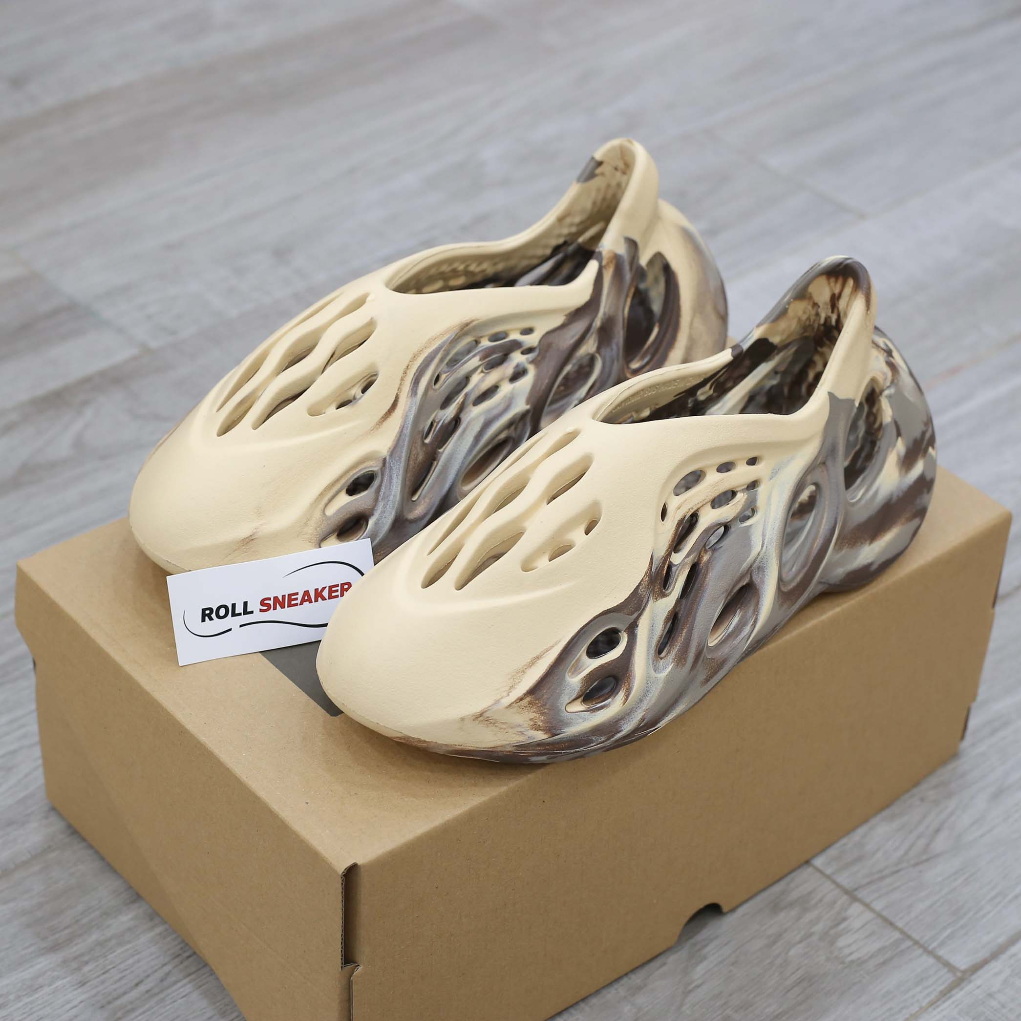 Adidas Yeezy Foam Runner ‘MX Cream Clay’