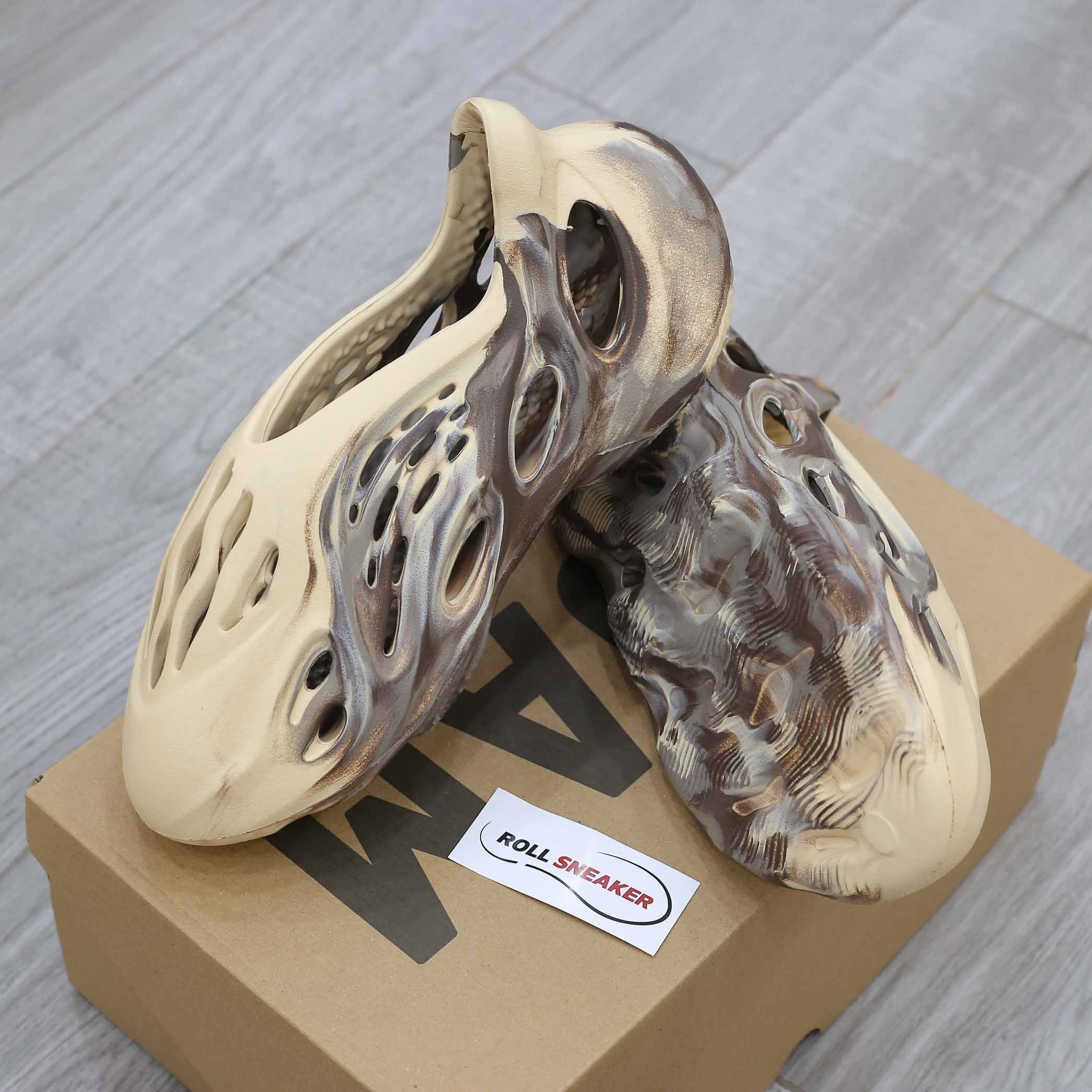 Adidas Yeezy Foam Runner ‘MX Cream Clay’