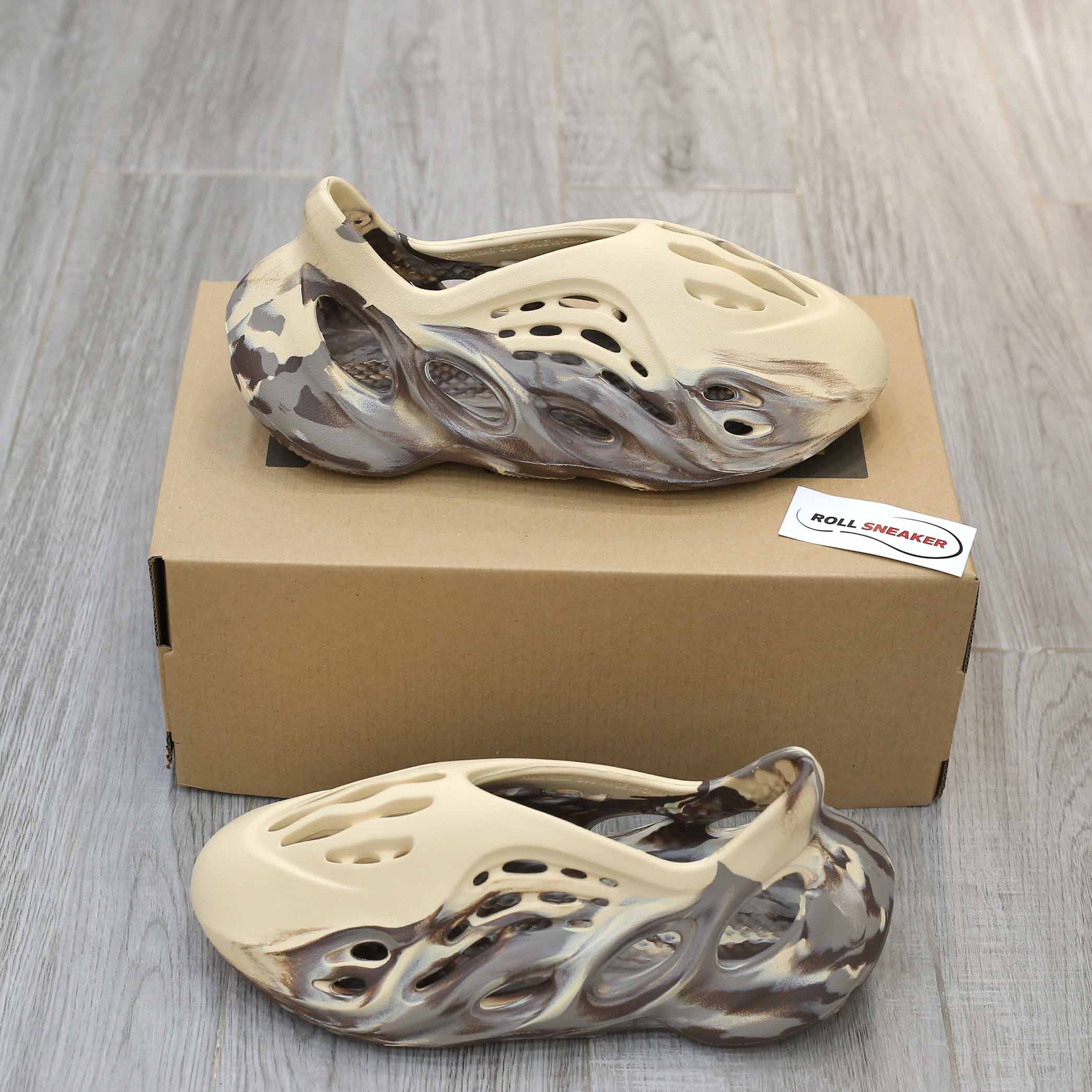 Adidas Yeezy Foam Runner ‘MX Cream Clay’