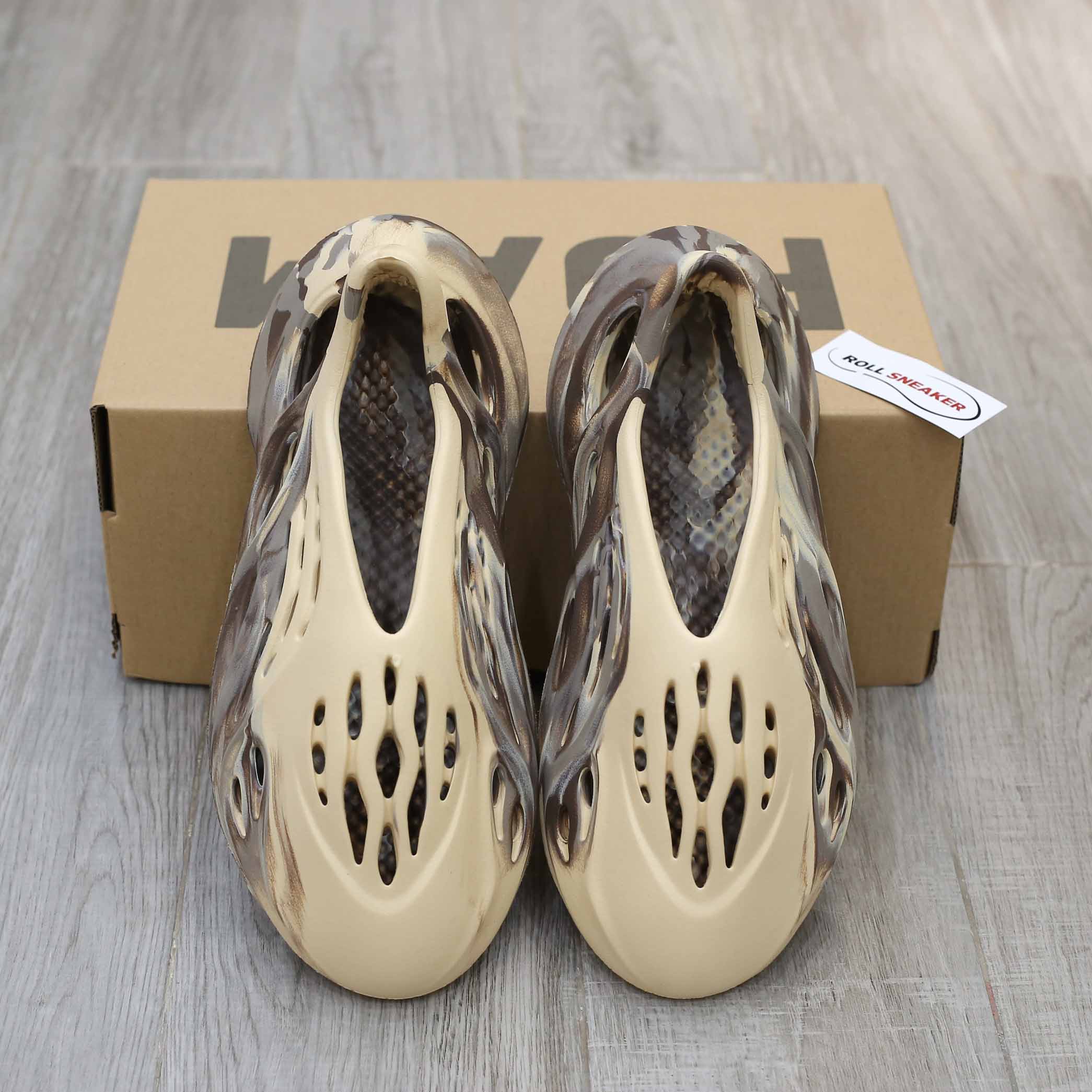 Adidas Yeezy Foam Runner ‘MX Cream Clay’