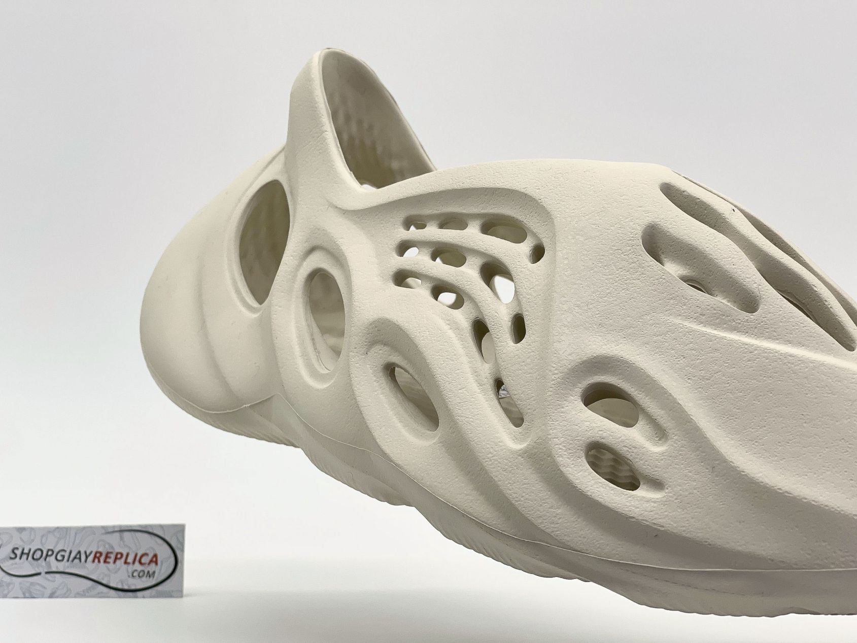 Giày Adidas Yeezy Foam Runner ‘Sand’ rep 1:1