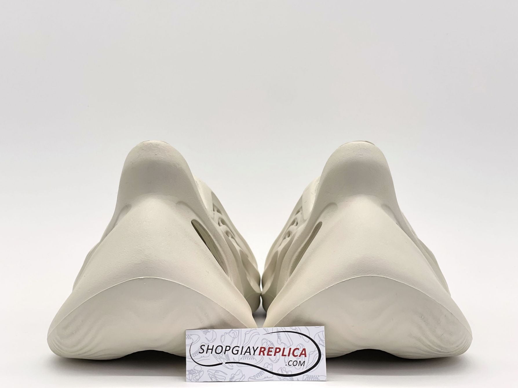 Giày Adidas Yeezy Foam Runner ‘Sand’ rep 1:1