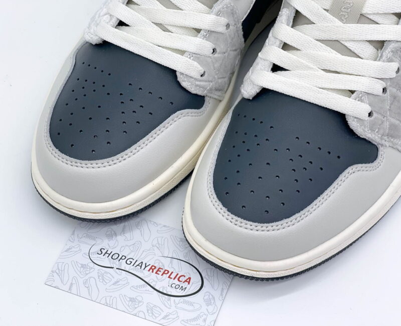 Giày Nike Air Jordan 1 Low ‘Beaded Swoosh’ Like Auth