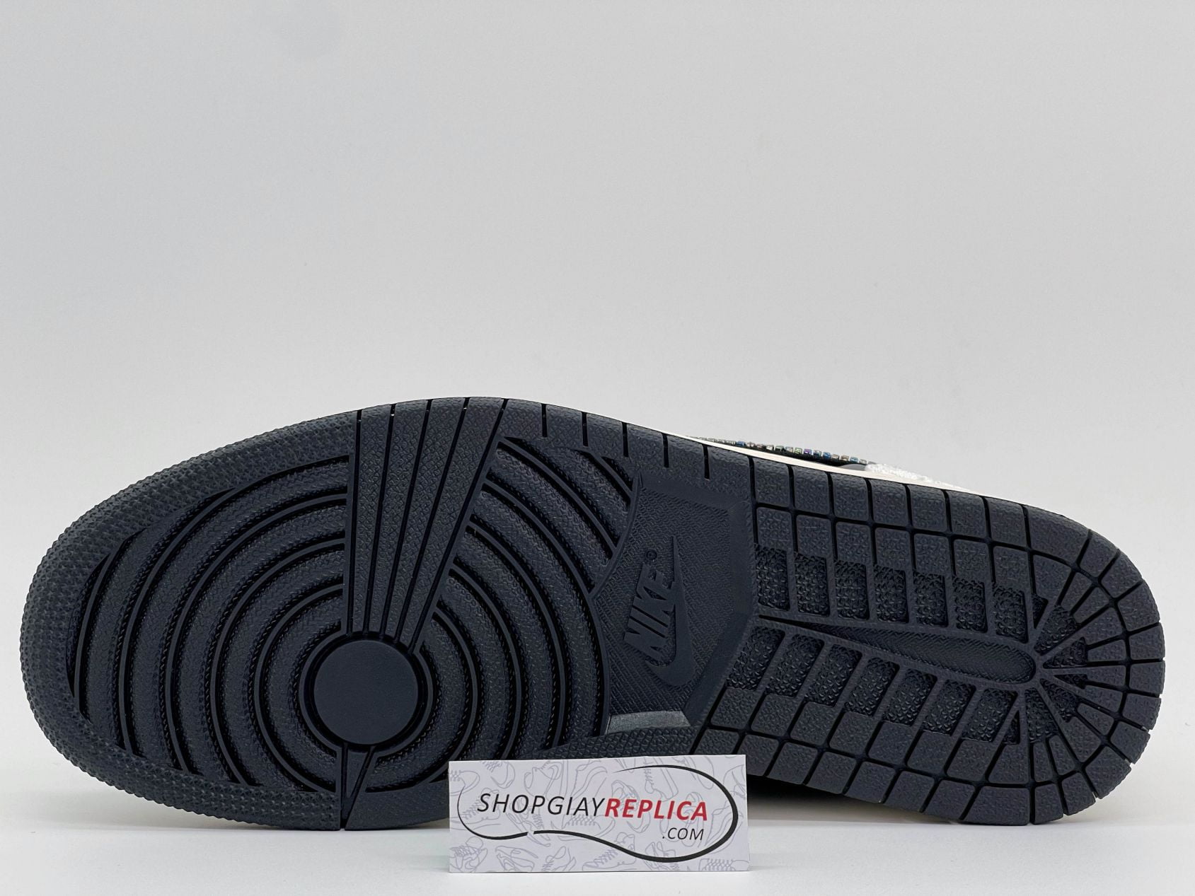 Giày Nike Air Jordan 1 Low ‘Beaded Swoosh’ Like Auth