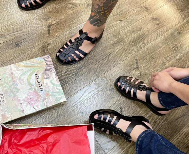onfeet Dép Rọ Gucci Đen mặt GG Siêu Cấp