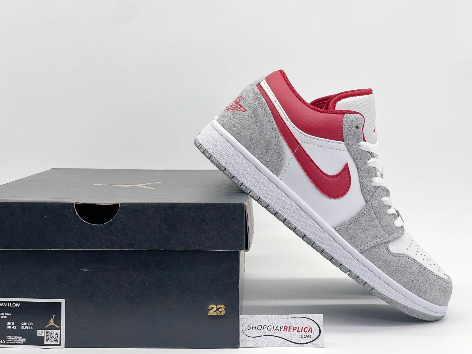 Giày Air Jordan 1 Low SE ‘Light Smoke Grey Gym Red’ rep 1:1