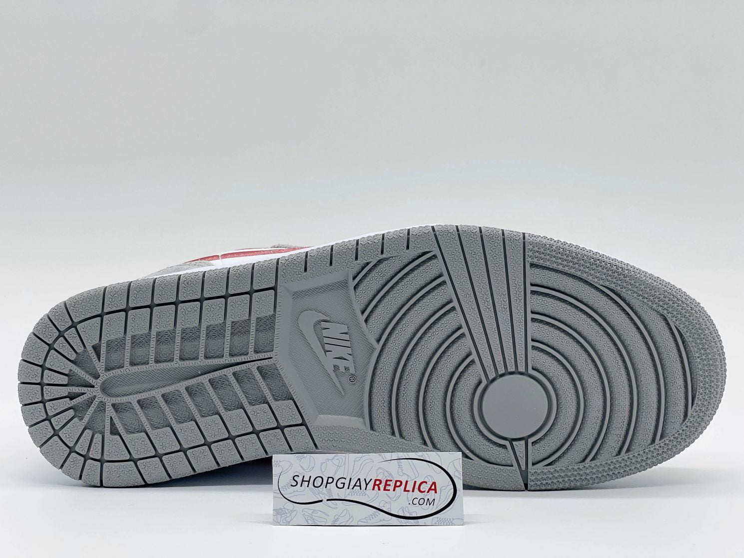 Giày Air Jordan 1 Low SE ‘Light Smoke Grey Gym Red’ rep 1:1