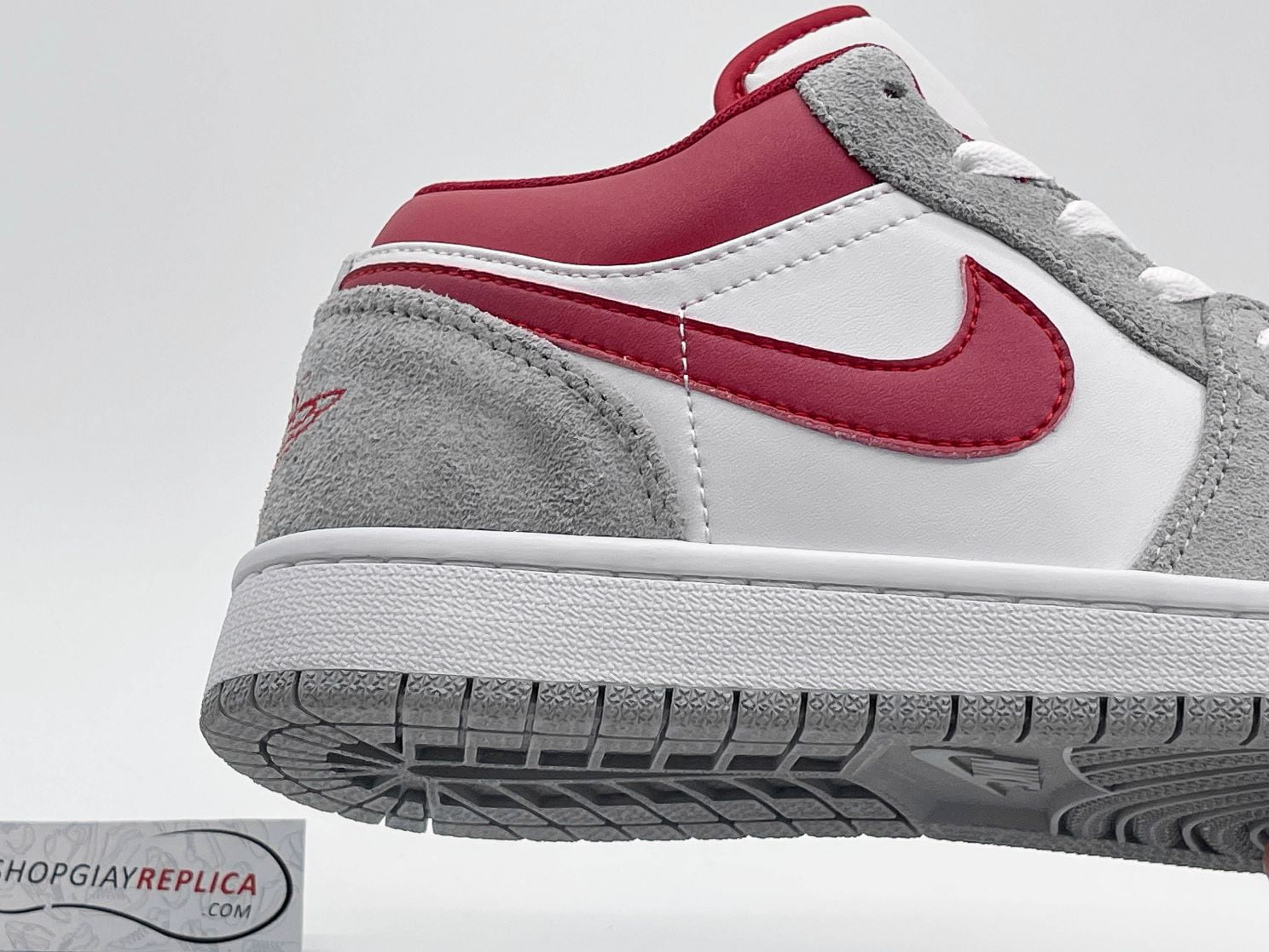 Giày Air Jordan 1 Low SE ‘Light Smoke Grey Gym Red’ rep 1:1