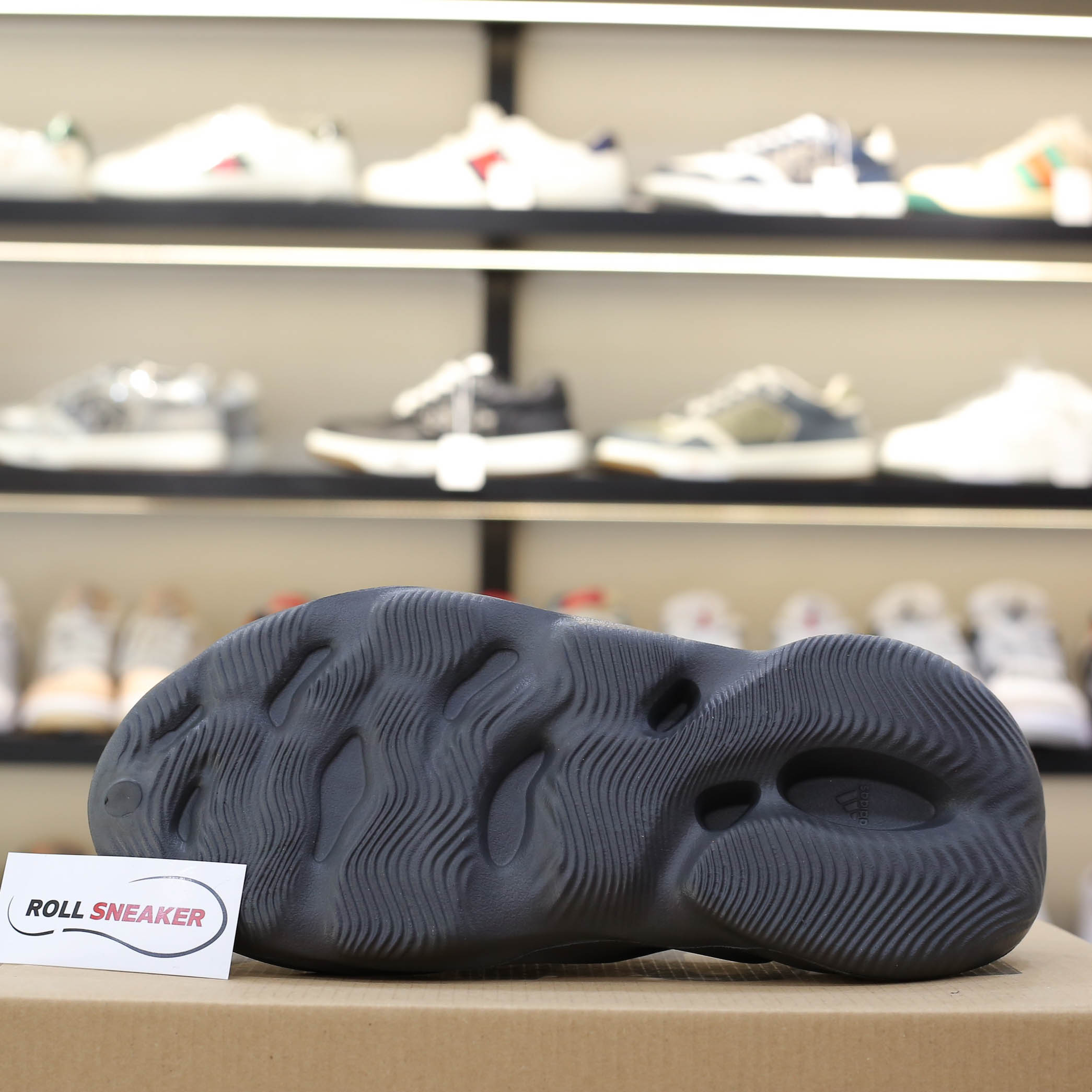 Adidas Yeezy Foam RNR Onyx ‘Black’