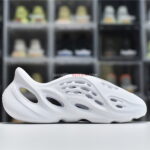 Giày Adidas Yeezy Foam Runner ‘Ararat’