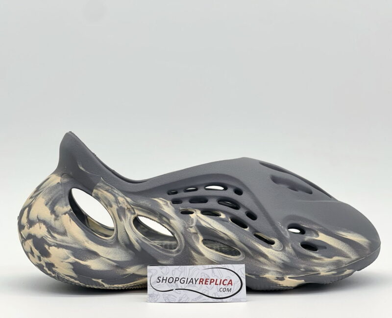 Giày Adidas Yeezy Foam Runner ‘MXT Moon Grey’ rep 1:1