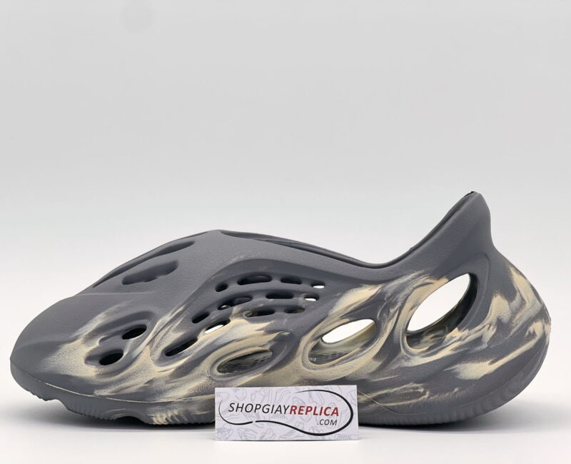 Giày Adidas Yeezy Foam Runner ‘MXT Moon Grey’ rep 1:1