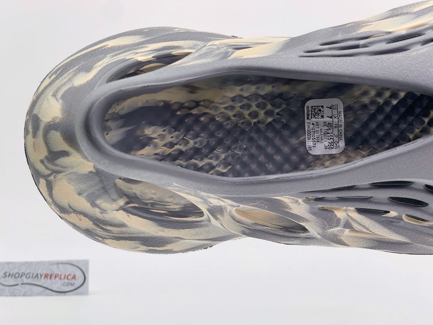 Giày Adidas Yeezy Foam Runner ‘MXT Moon Grey’