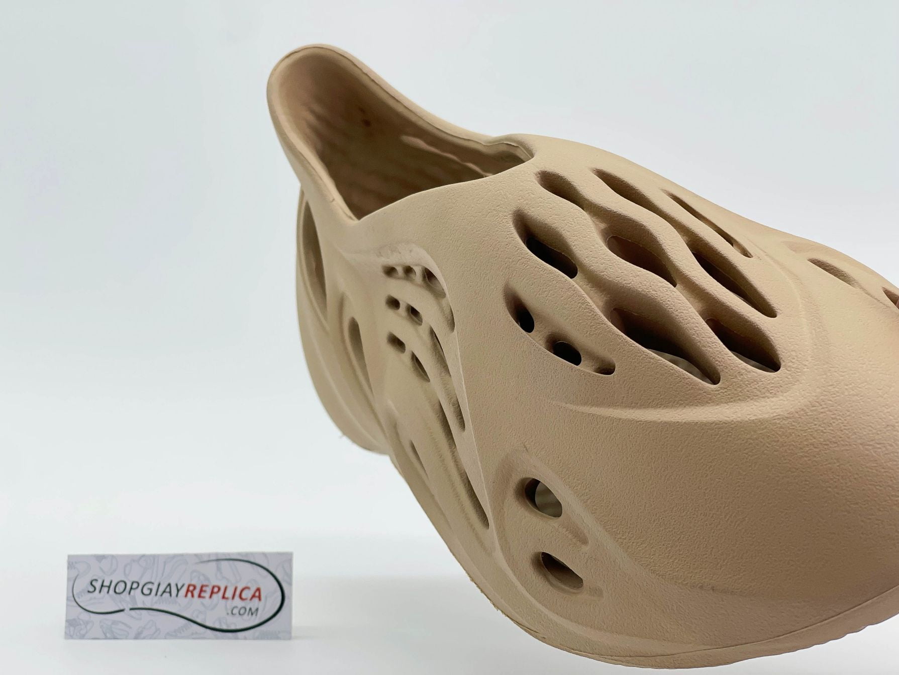 Giày Adidas Yeezy Foam Runner ‘Ochre’ rep 1:1