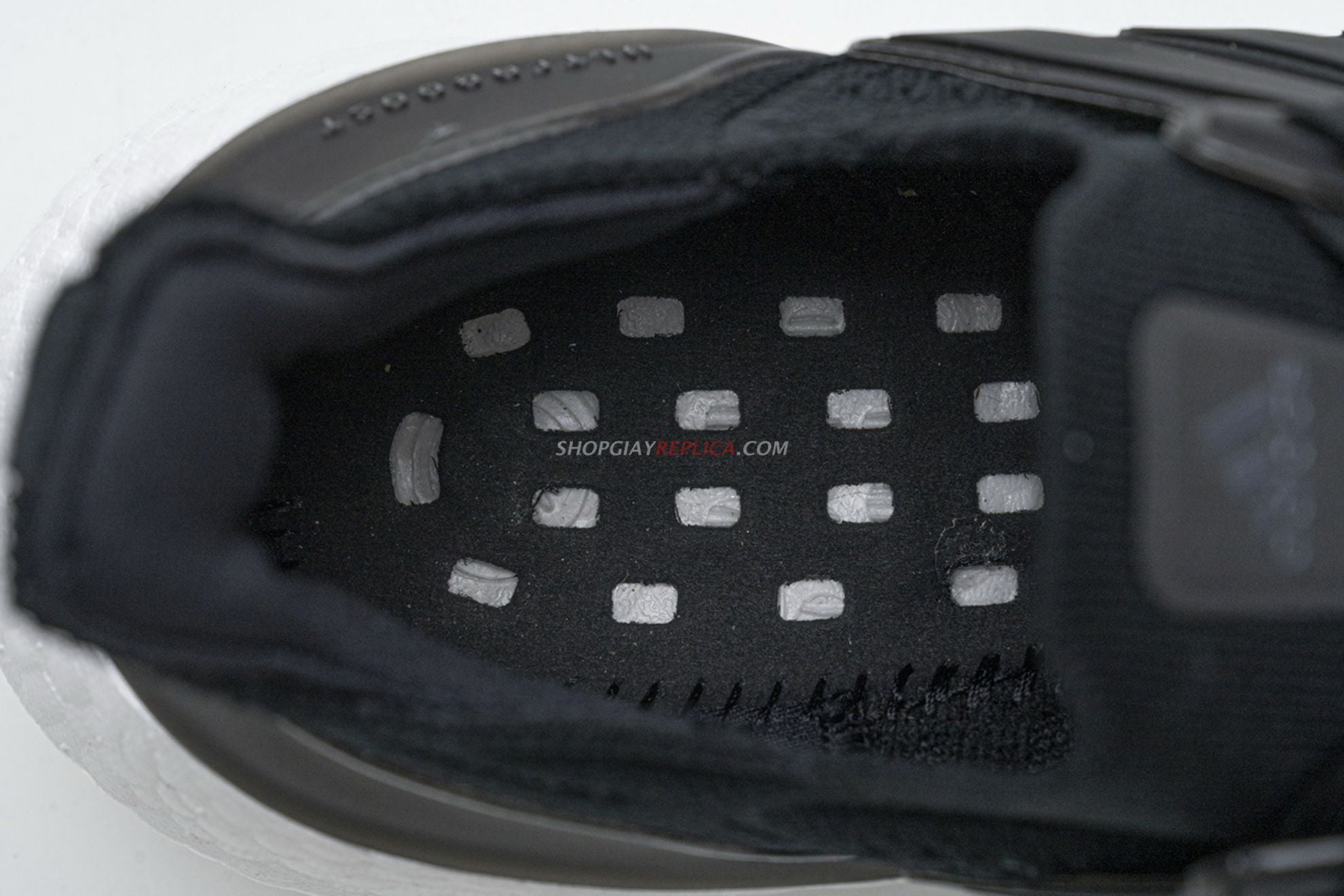 Giày Adidas Ultra Boost 21 trắng đen rep 1:1
