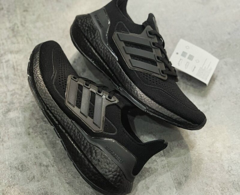 Giày Adidas Ultra Boost 21 Triple Black Đen rep 1:1