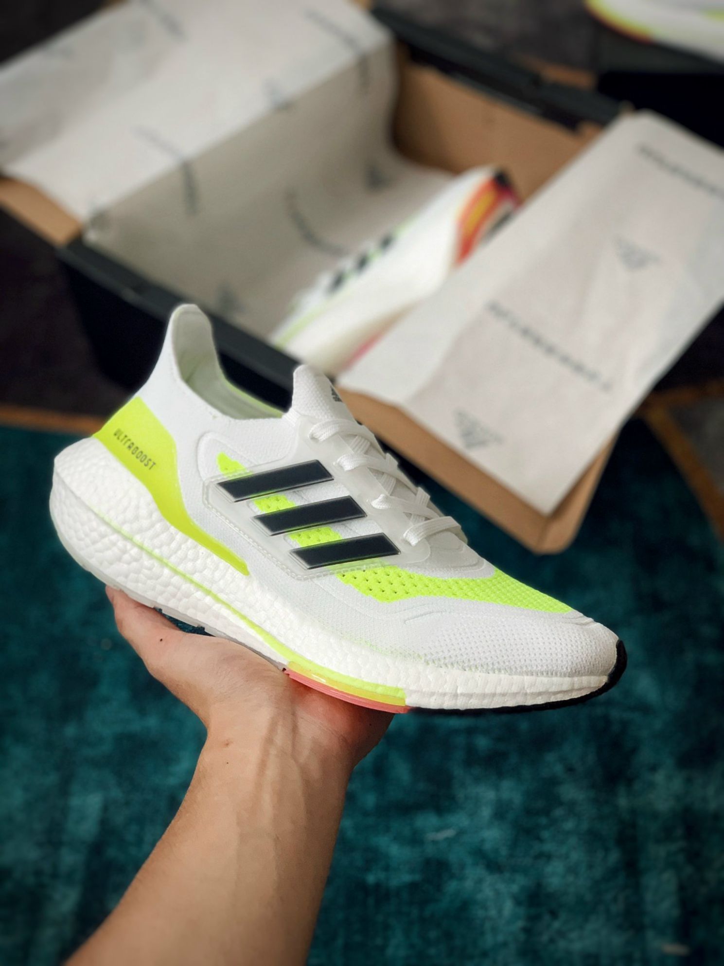 Giày Adidas Ultra Boost 21 trắng xanh rep 1:1