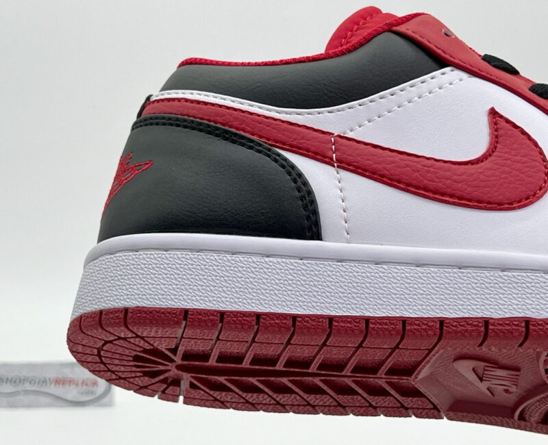 Nike Air Jordan 1 Low ‘Reverse Black Toe’