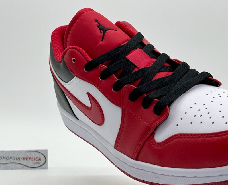 Nike Air Jordan 1 Low ‘Reverse Black Toe’ rep 1:1