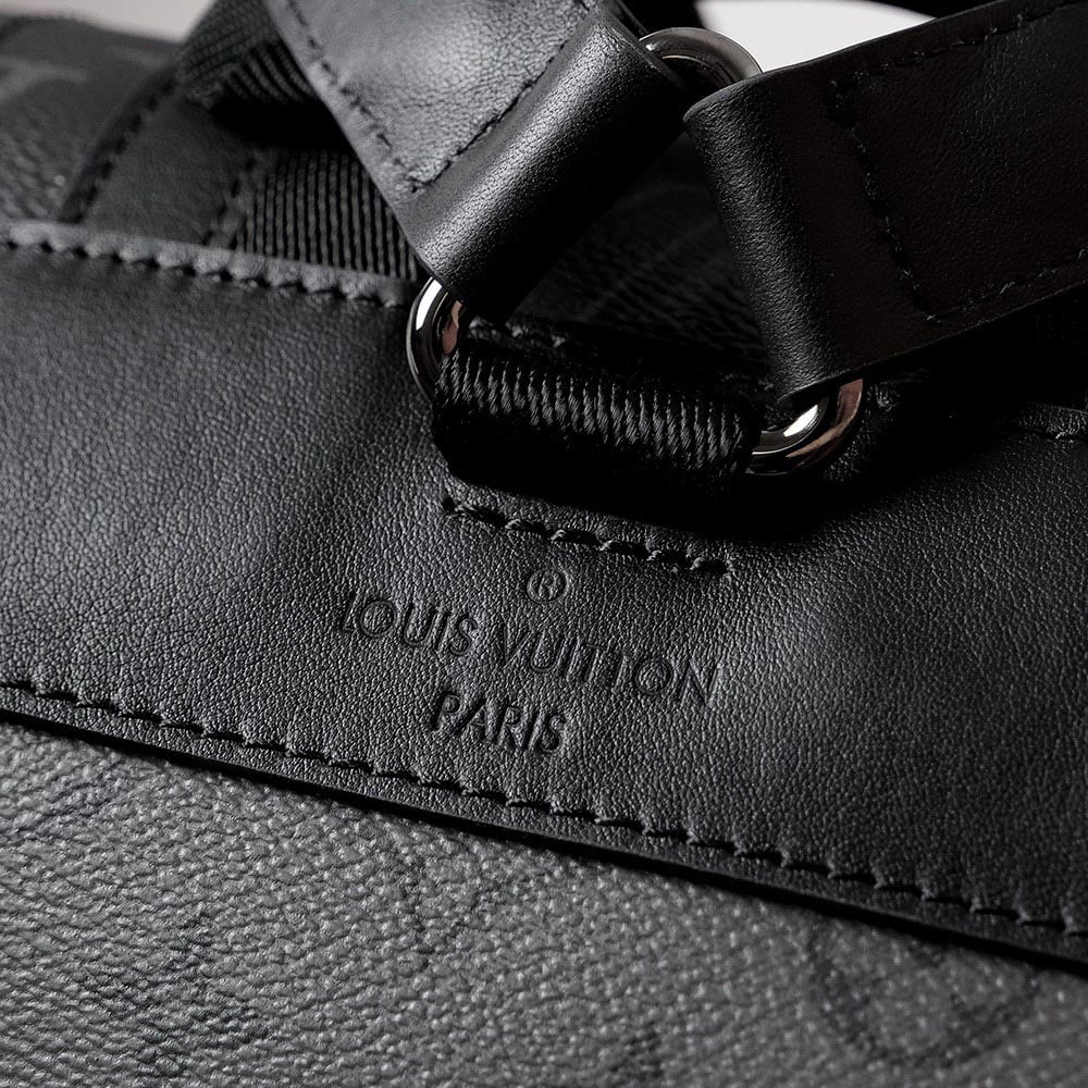 Balo Louis Vuitton Christopher MM Monogram Eclipse Siêu Cấp