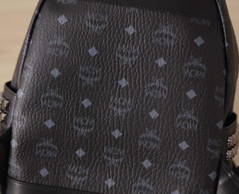 Balo MCM Stark Side Studs in Visetos Black Smalll