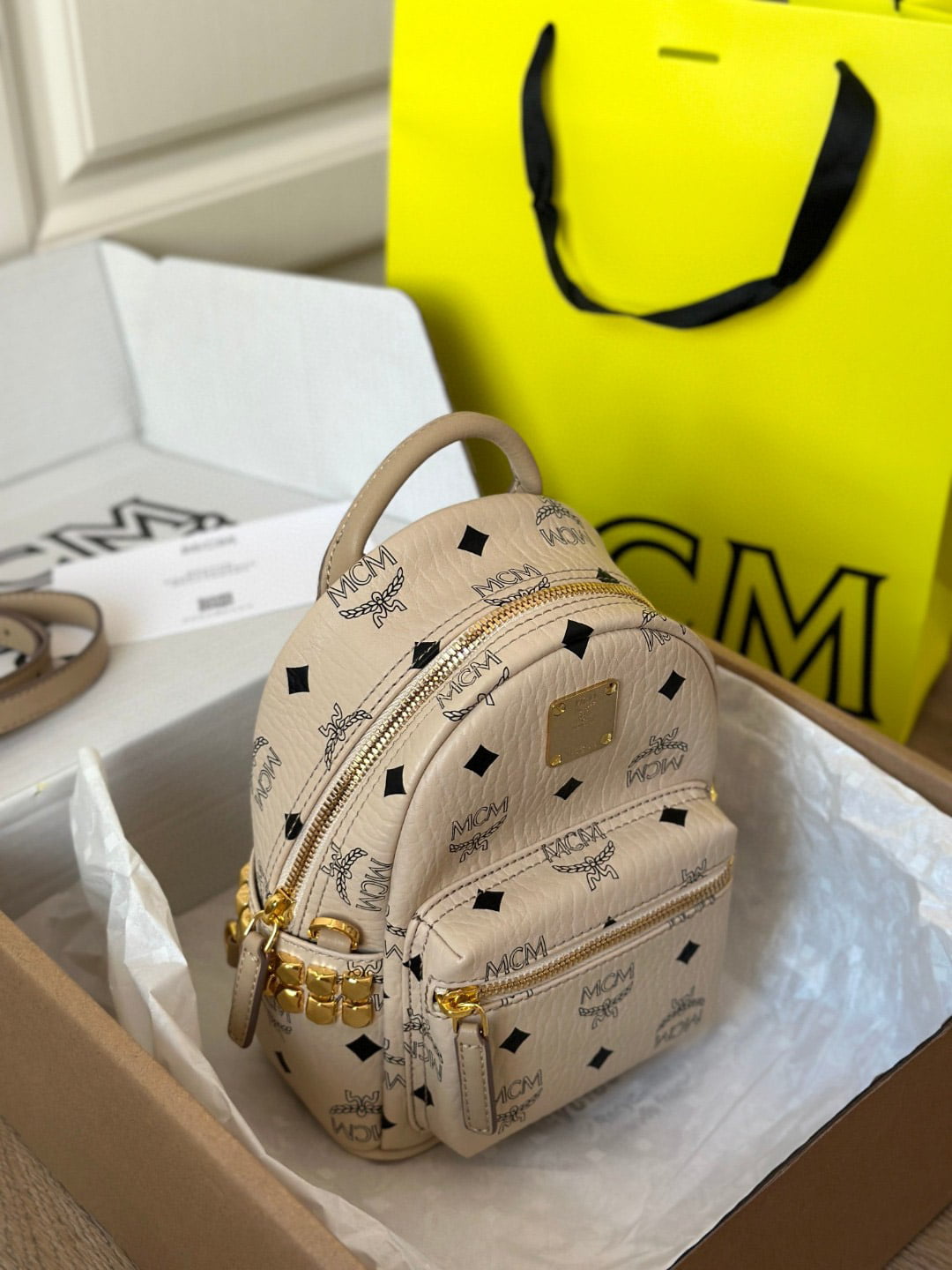 Balo MCM Stark Side Studs in Visetos Pink