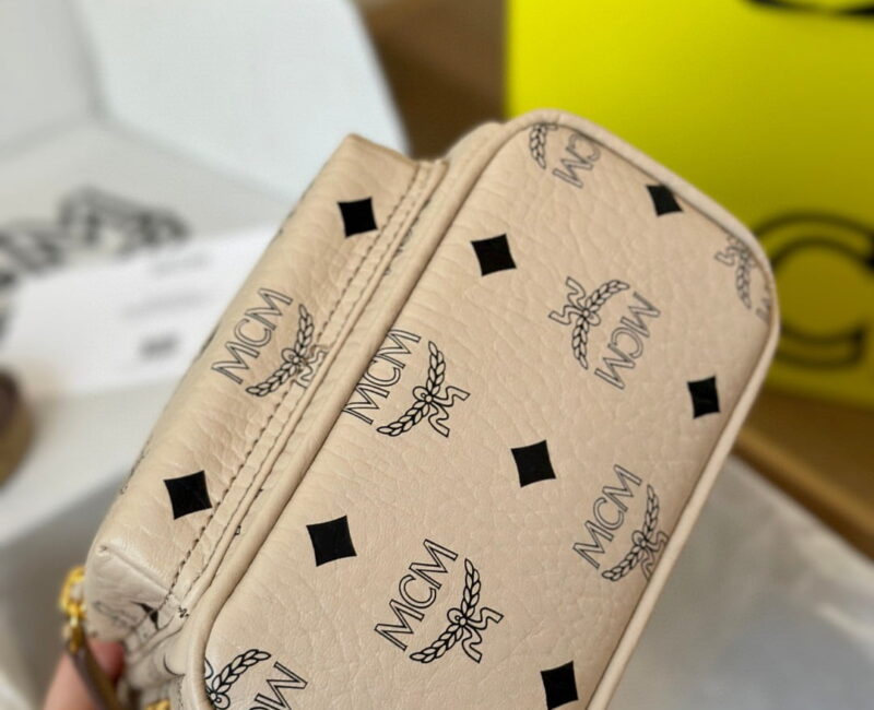 Balo MCM Stark Side Studs in Visetos Pink