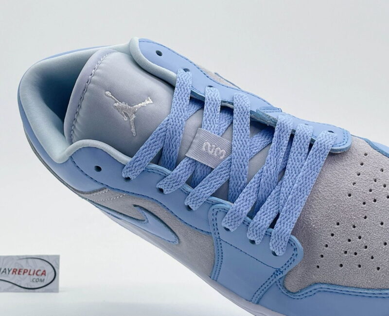 Giày Nike Air Jordan 1 Low ‘University Blue’