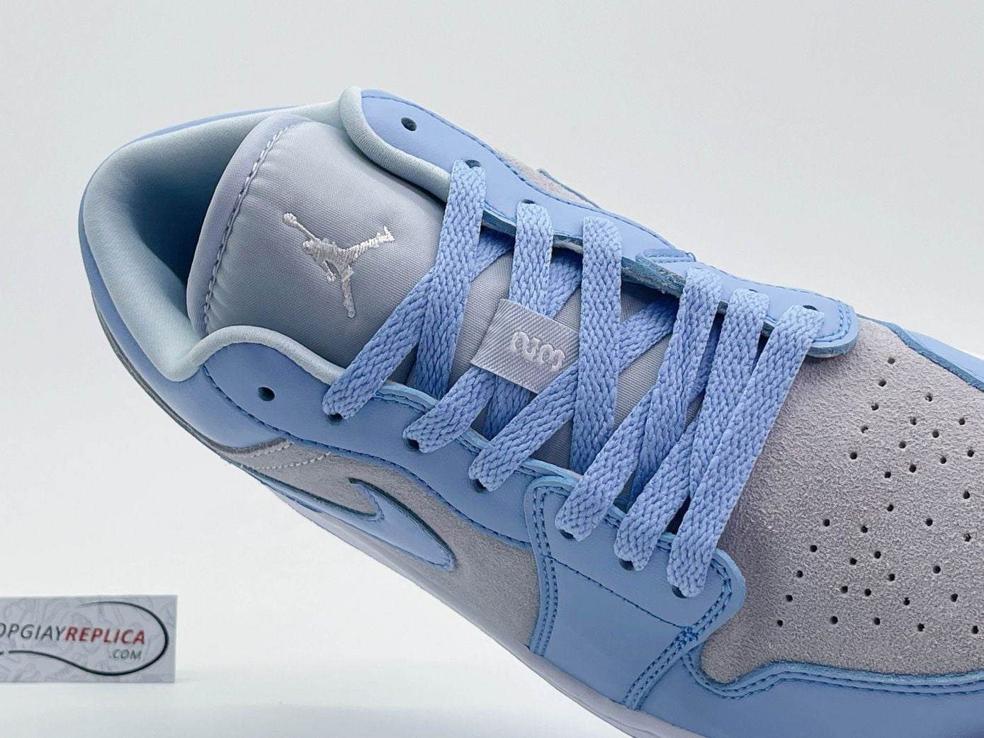 Giày Nike Air Jordan 1 Low ‘University Blue’