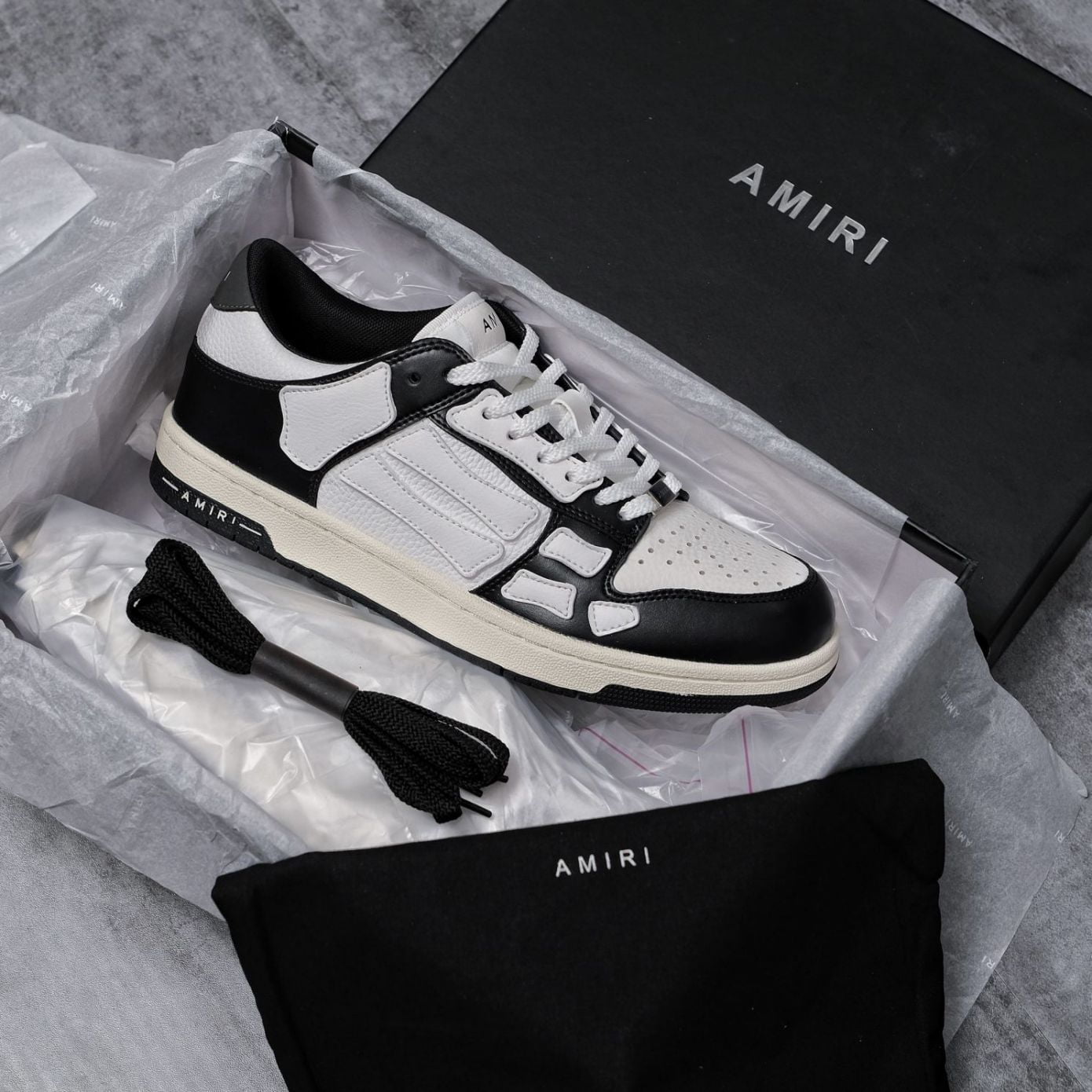 Giày Amiri Skel low trắng đen black white