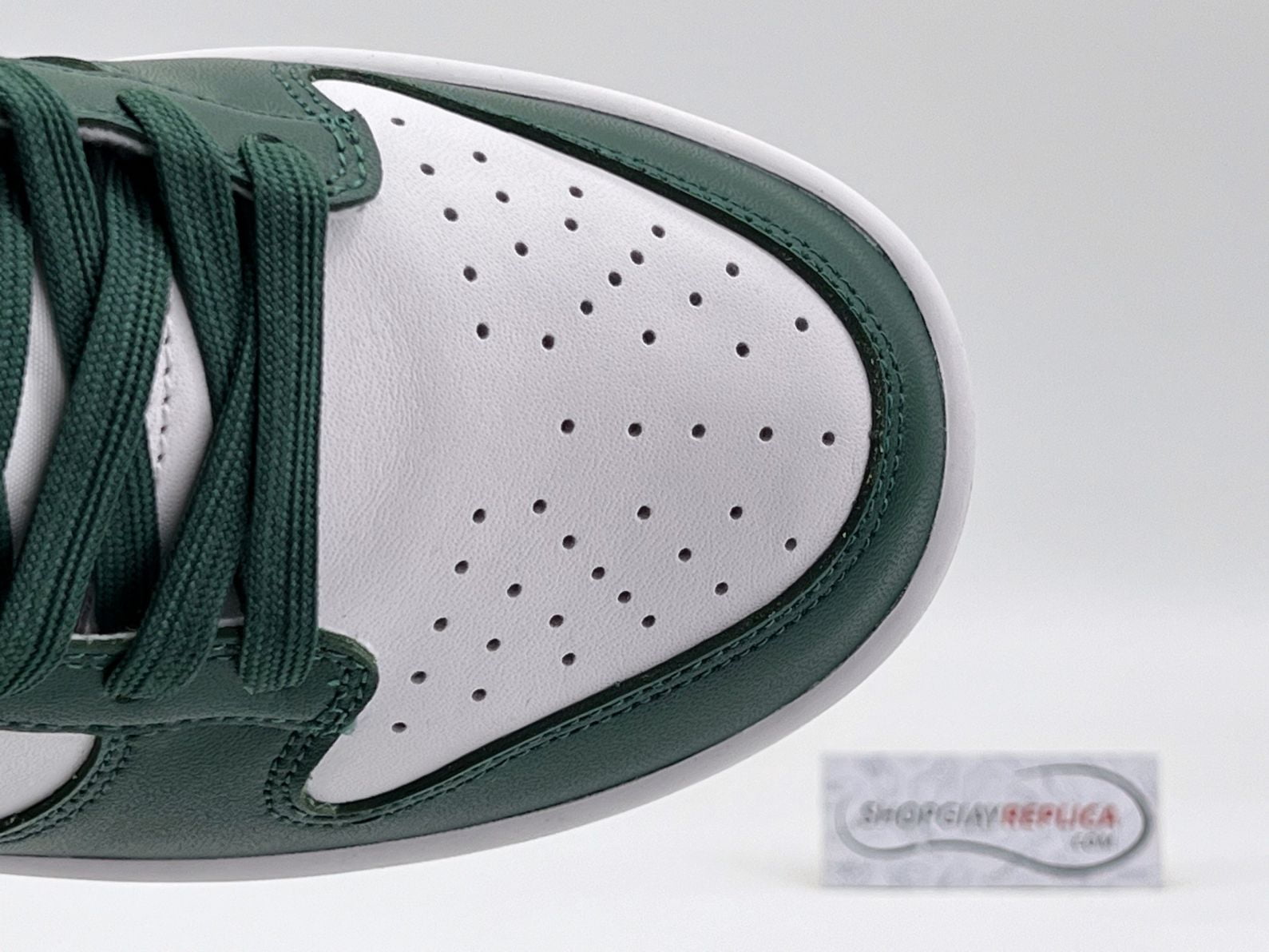 Giày Nike Dunk Low ‘Michigan State’