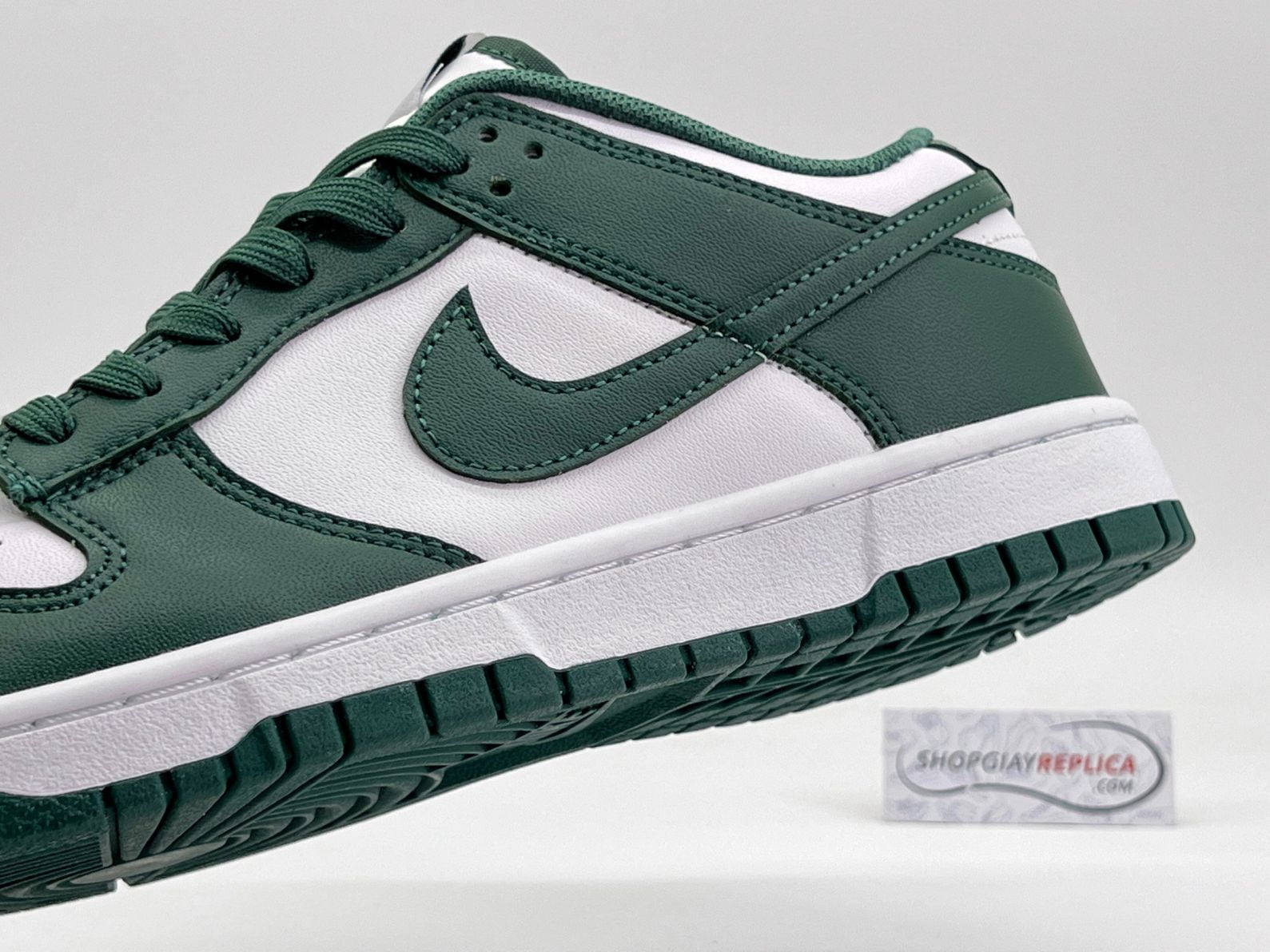 Giày Nike Dunk Low ‘Michigan State’ Trắng Xanh Replica