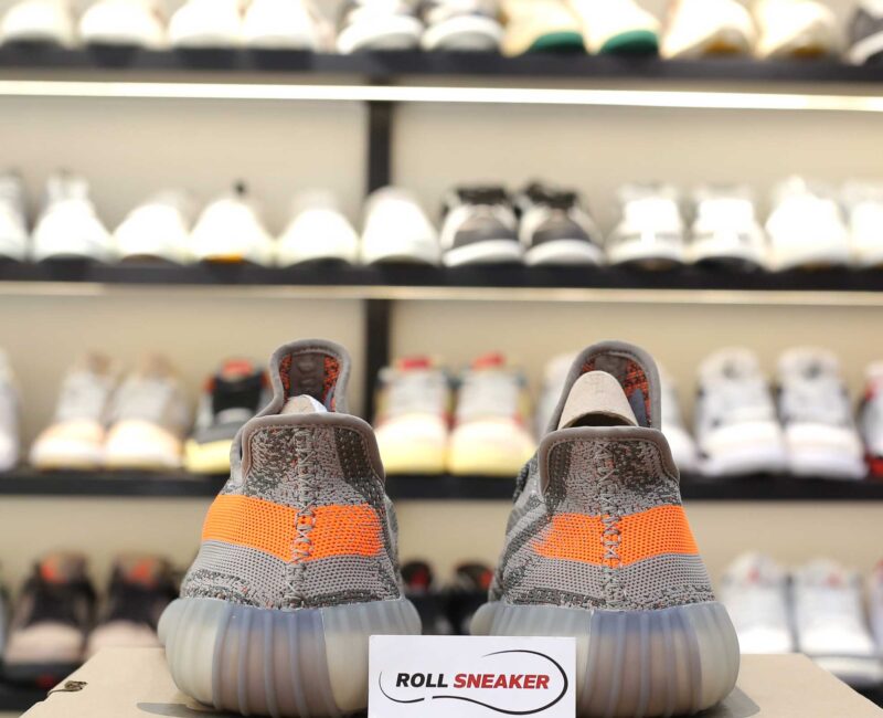 Adidas Yeezy 350 V2 Beluga