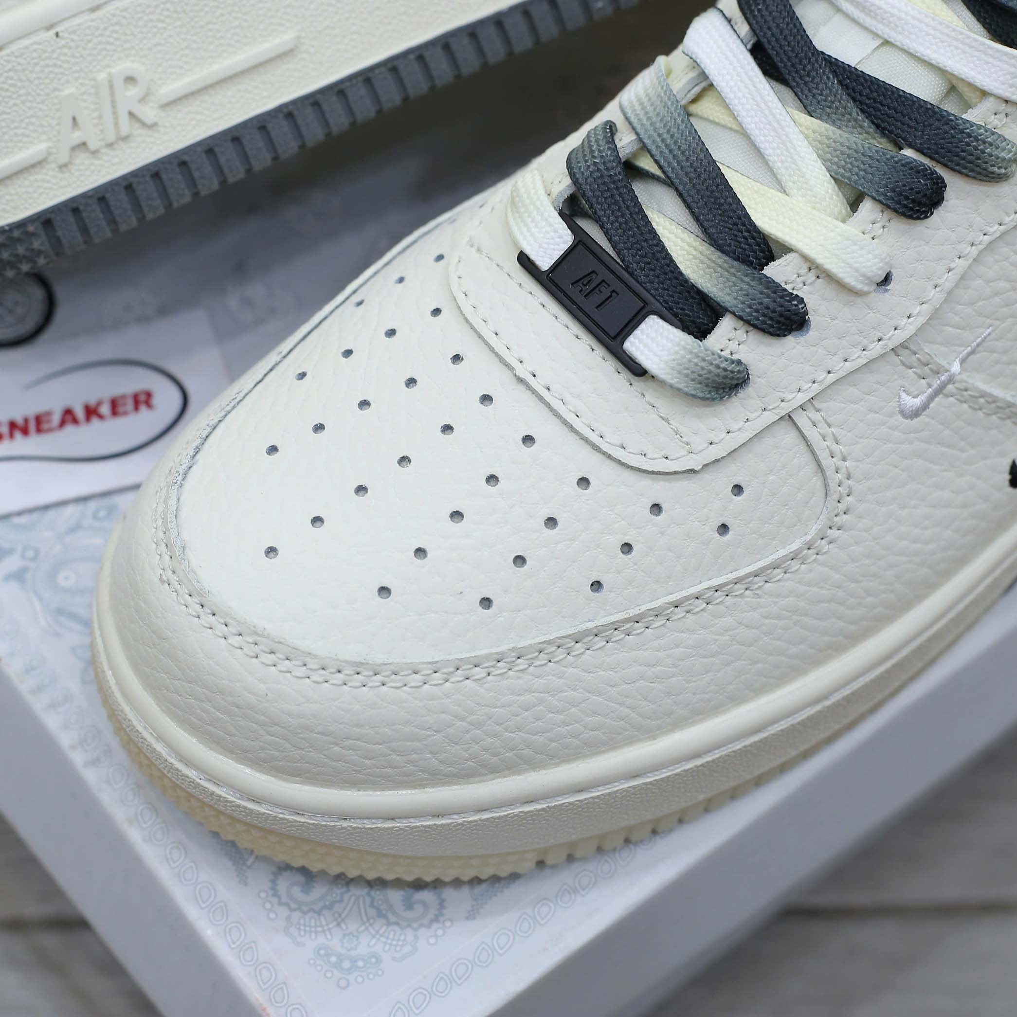 Giày Nike Air Force 1 Brooklyn Sail rep 1:1