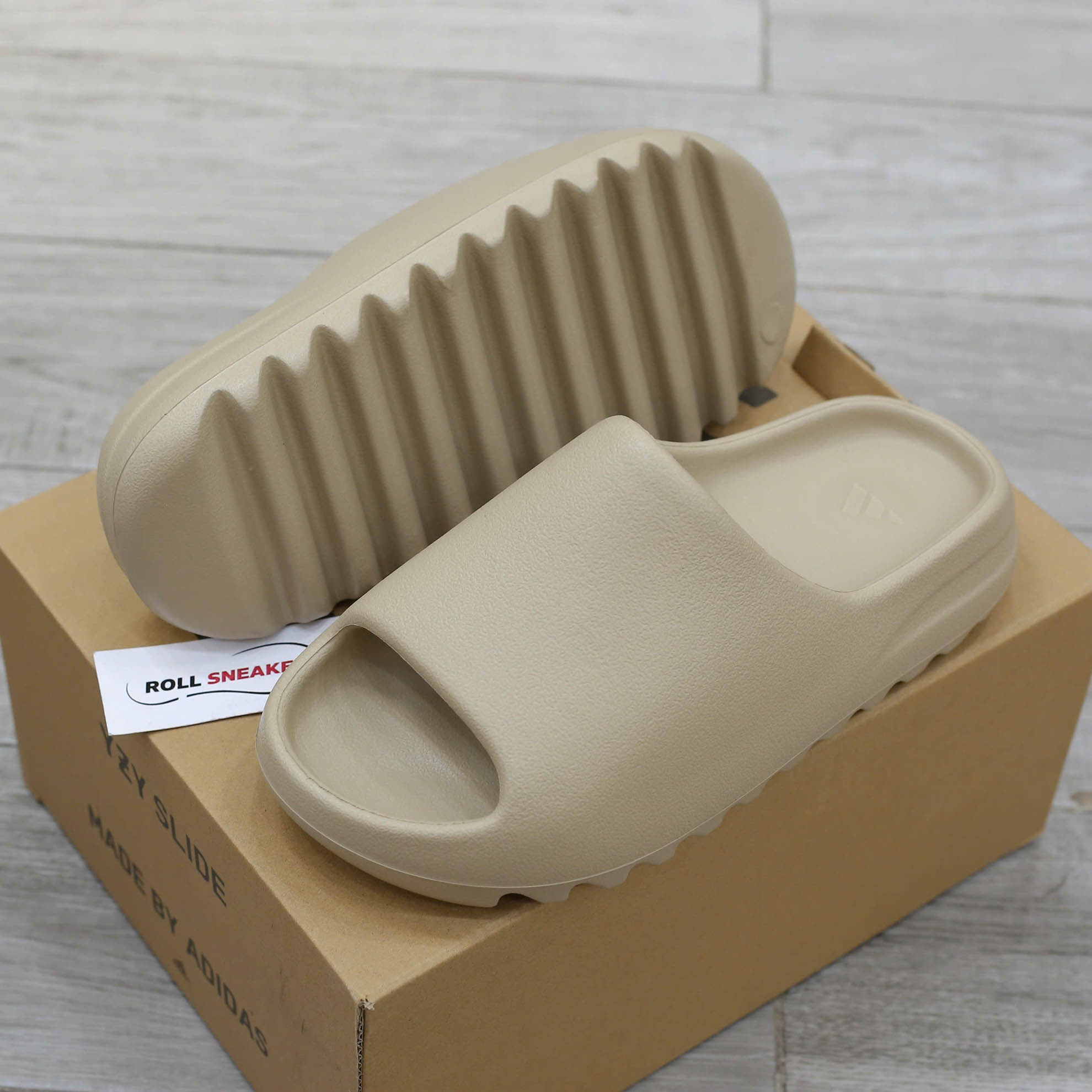 Dép Adidas Yeezy Slide ‘Pure’ ( 2022 vân Nhám )