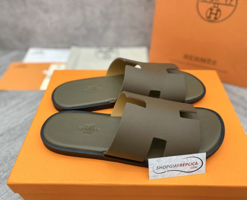 Dép Hermes Nam Da Epsom (Sần) Màu Rêu Đế Viền Đen