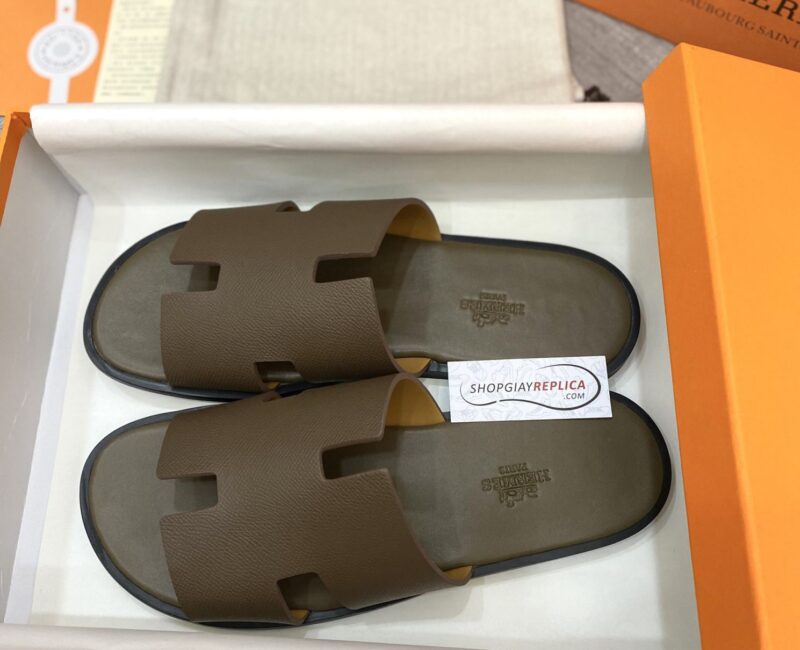 Dép Hermes Nam Da Epsom (Sần) Màu Rêu Đế Viền Đen