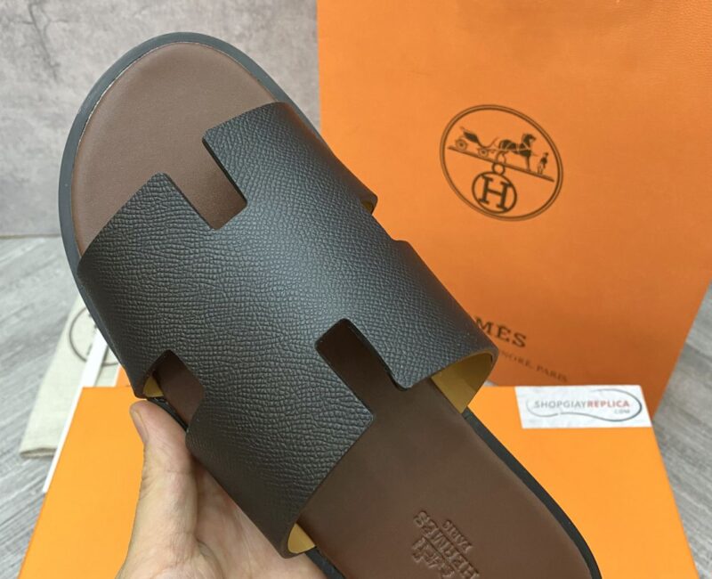 Dép Hermes Nam da Epsom (Sần) Màu Đen đế Nâu Siêu Cấp