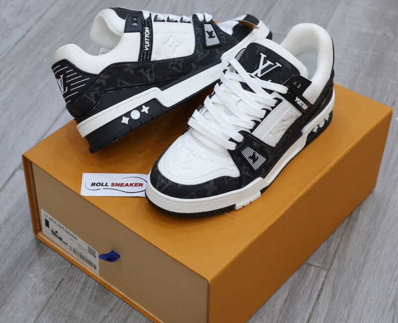 Giày Louis Vuitton LV Trainer Monogram Denim Black Like Auth
