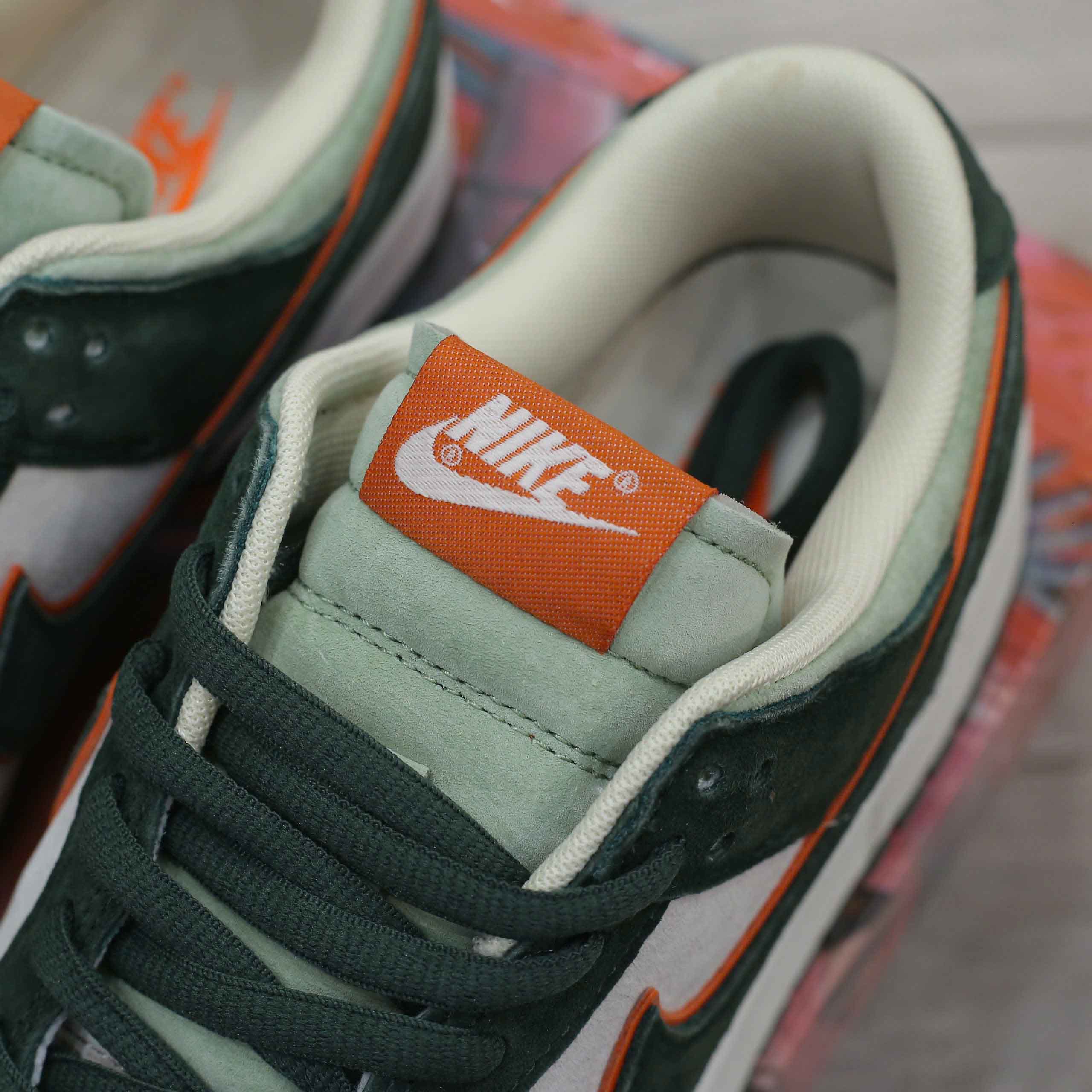 Giày Nike SB Dunk Low x Otomo Katsuhiro “Steamboy OST” Green Orange Like Auth