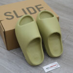 Dép Adidas Yeezy Slide ‘Resin’ ( 2022 vân Nhám )