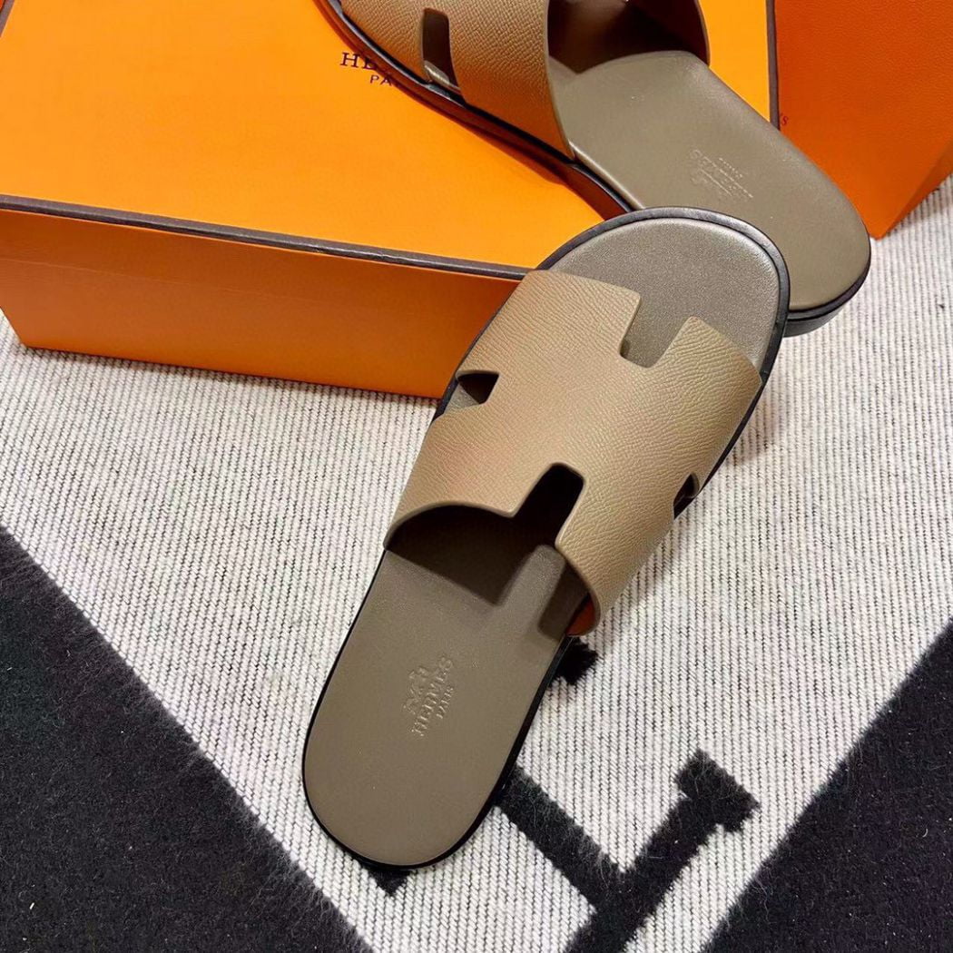 Dép Hermes Nam Da Epsom (Sần) Màu Rêu Like Auth